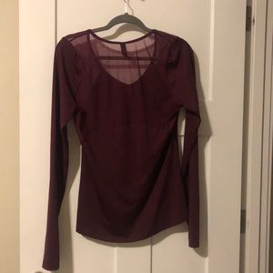 Athletic top, mesh, burgundy, Victoria Secret. Size S